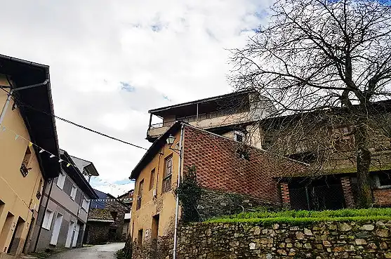 Exterior view of Detached homes for sale in Ponferrada  with Terrace and Storage room