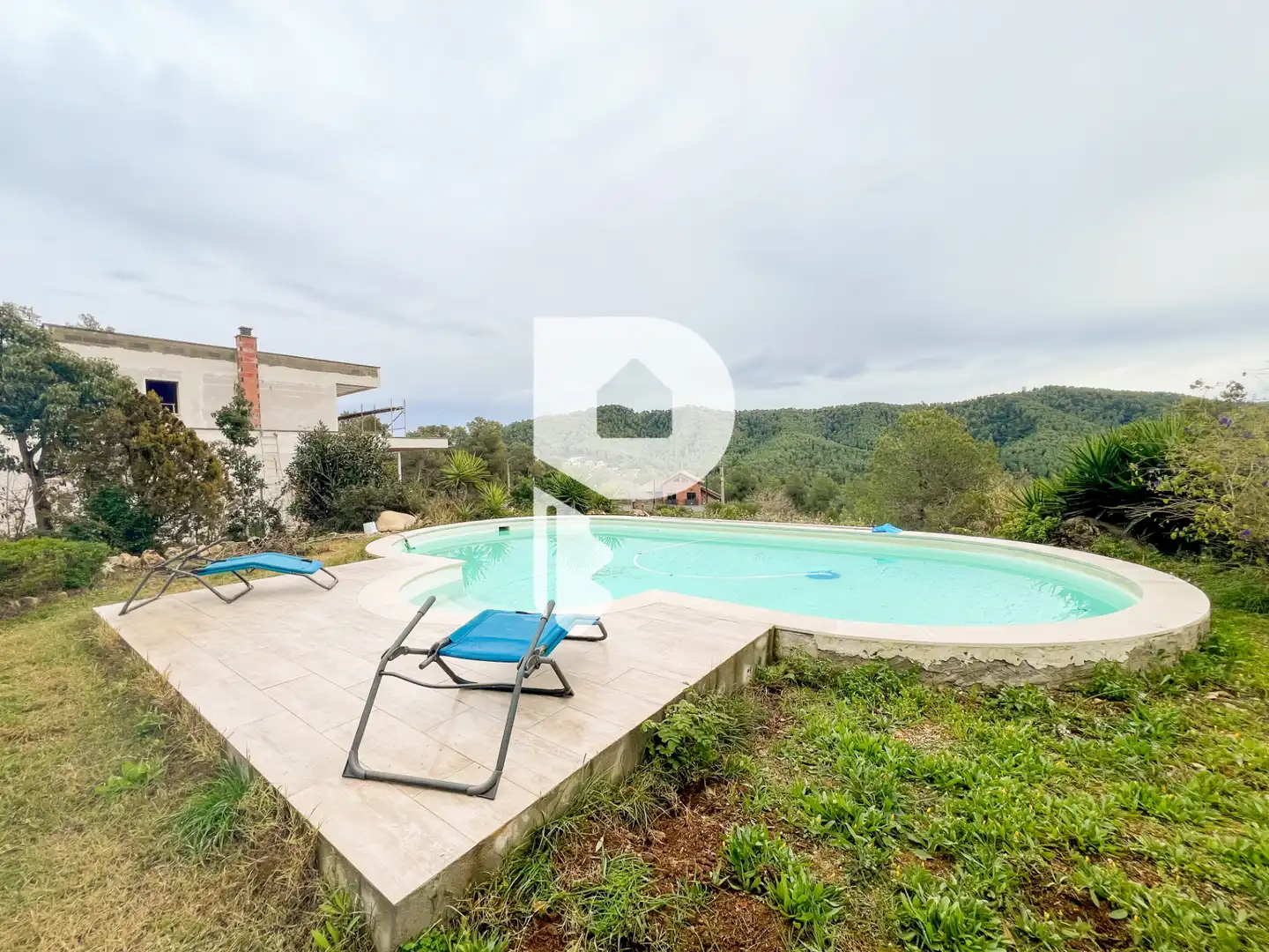 Piscina de Casa o chalet en venta en Vallirana con Aire acondicionado, Calefacción y Terraza