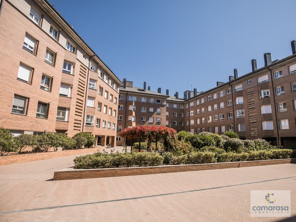Exterior view of Flat for sale in Ávila Capital  with Swimming Pool