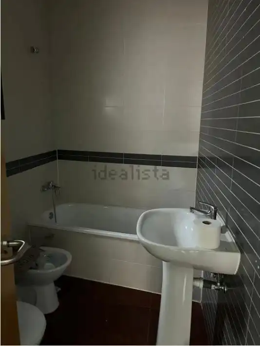 Badezimmer von Wohnung zum Verkauf in Córdoba mit Klimaanlage und Möbliert