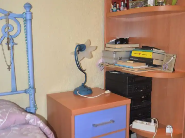 Schlafzimmer von Wohnung zur Miete in  Huelva Capital mit Klimaanlage und Balkon
