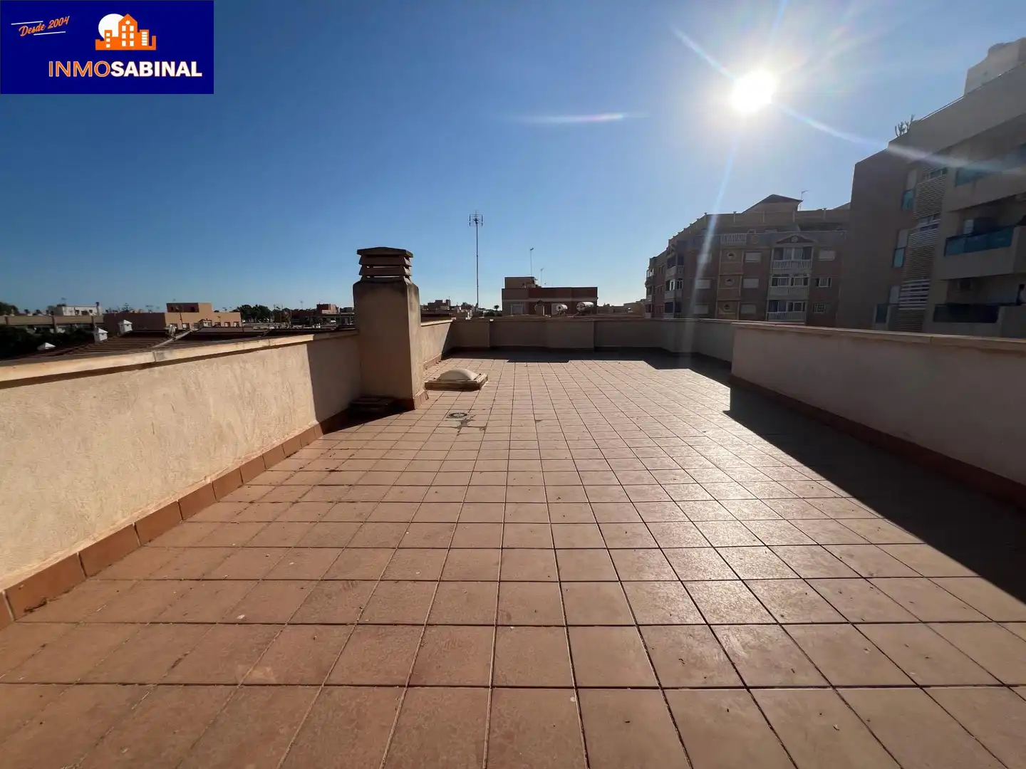 Terrassa de Casa adosada en venda en Roquetas de Mar amb Aire condicionat, Calefacció i Terrassa