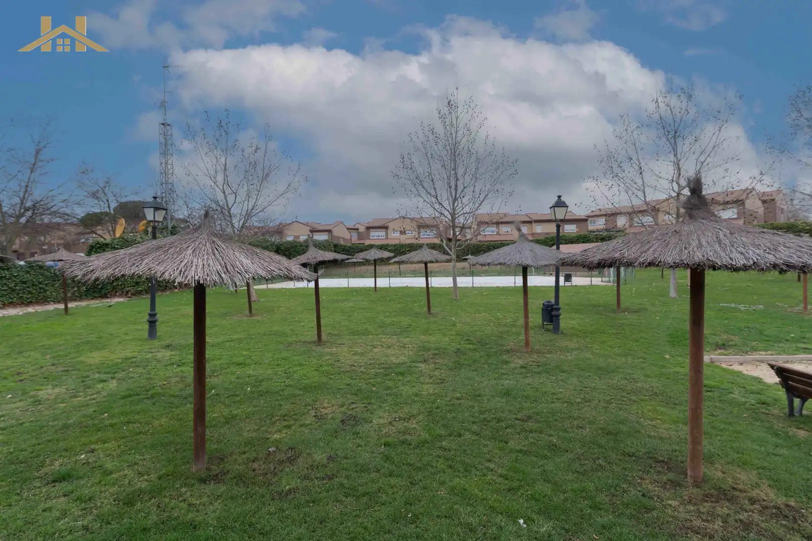 Casa aparellada amb terrassa en venda a Calle el Cacejo, imagen 32