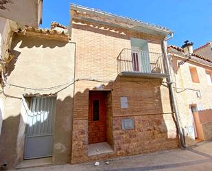 Vista exterior de Casa adosada en venda en Almonacid de la Sierra