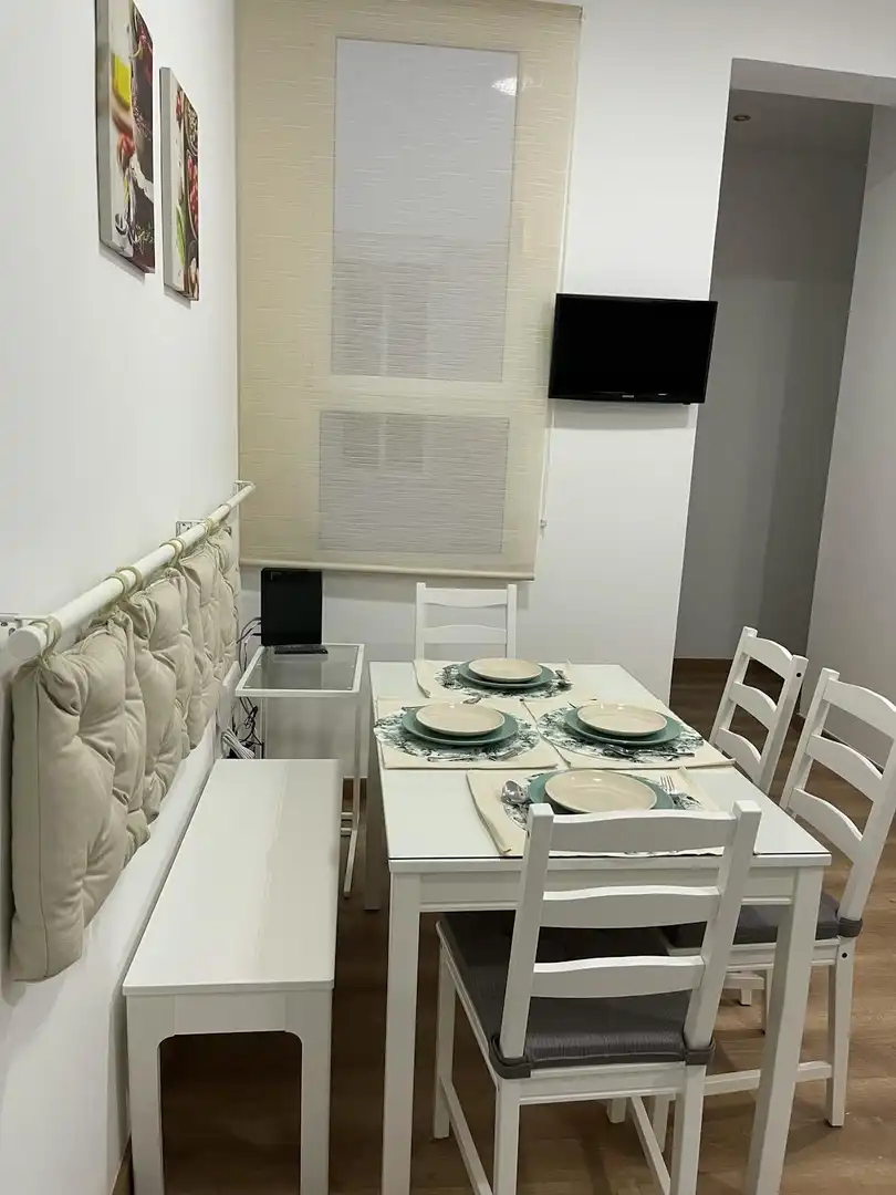 Comedor de Piso para compartir en Barcelona con Aire acondicionado, Calefacción y Amueblado