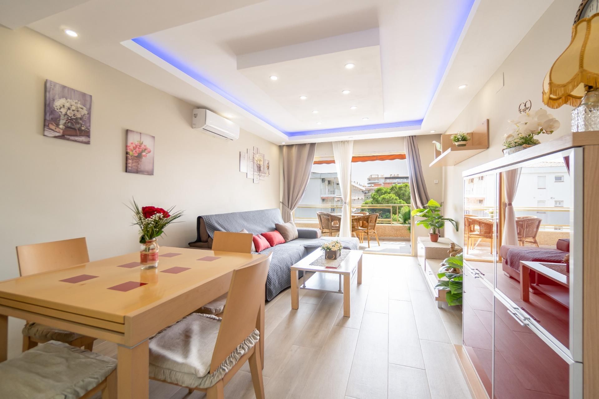 Living room of Flat for sale in Salou  with Terrace and Balcony