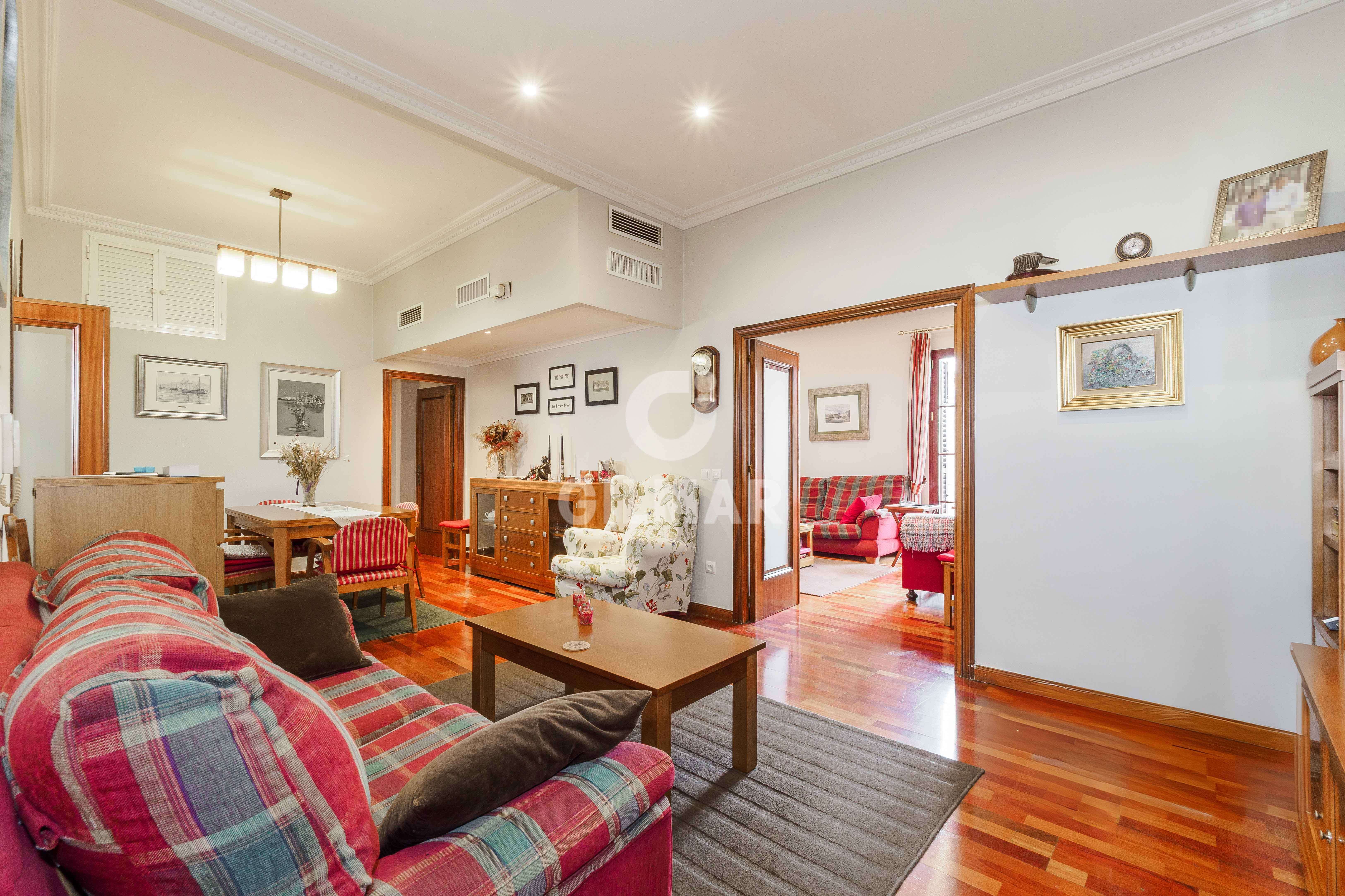 Living room of Flat for sale in  Sevilla Capital  with Heating