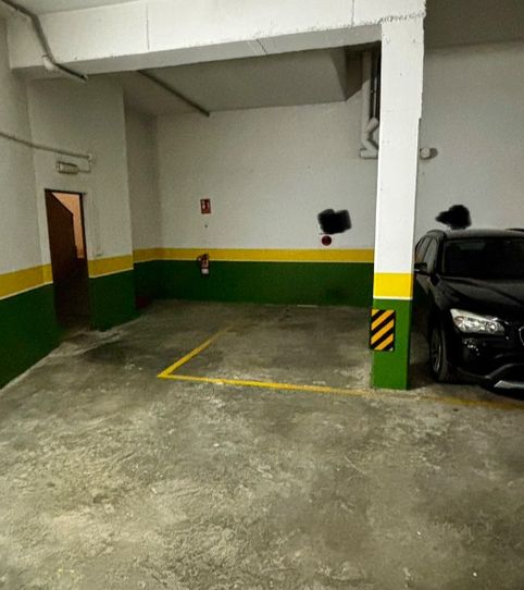 Foto 2 de Garaje de alquiler en Praza Das Regas, 1, La Seca - Los Salgueriños, Pontevedra Capital