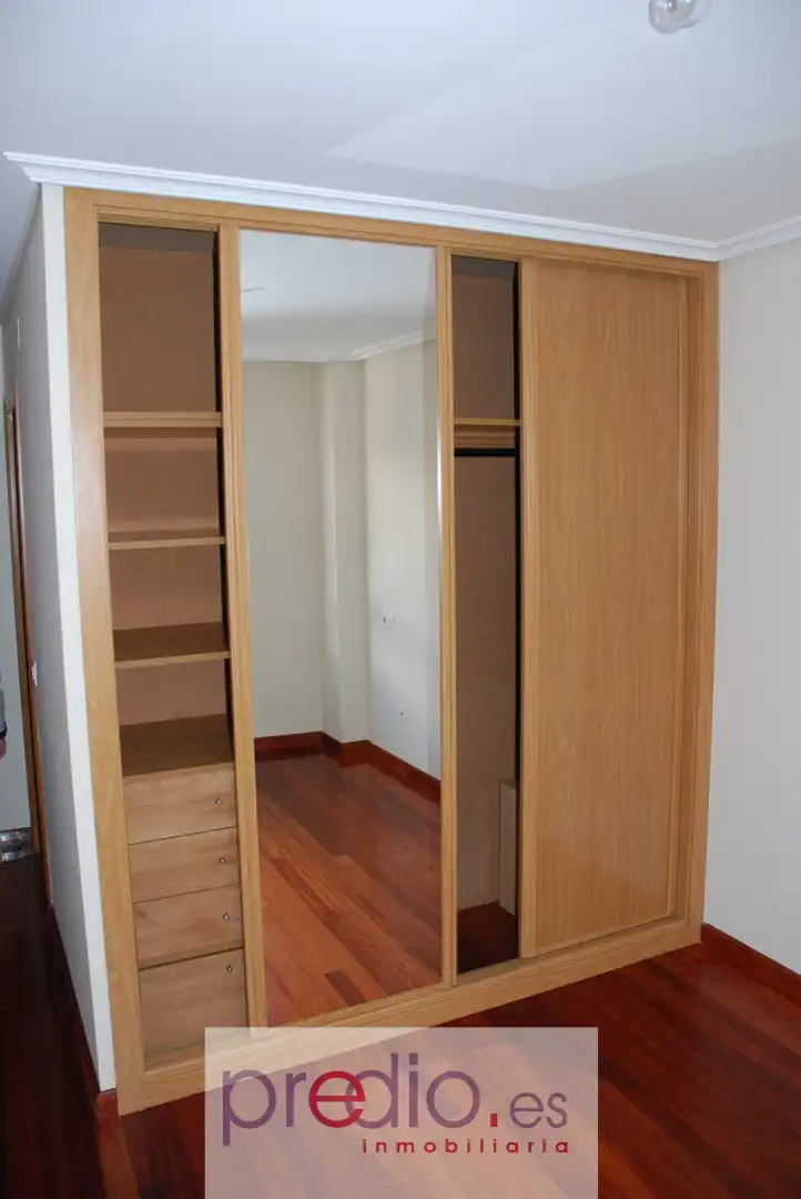 Habitación de Piso en venta en Lugo con Calefacción, Parquet y Trastero