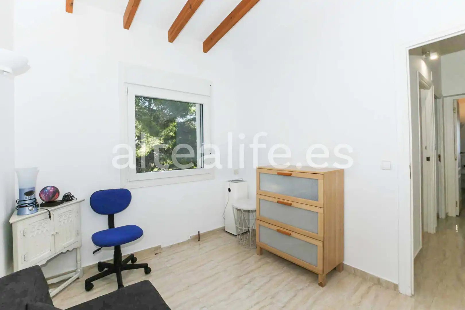 Dormitori de Casa o xalet en venda en La Nucia amb Aire condicionat, Jardí privat i Terrassa