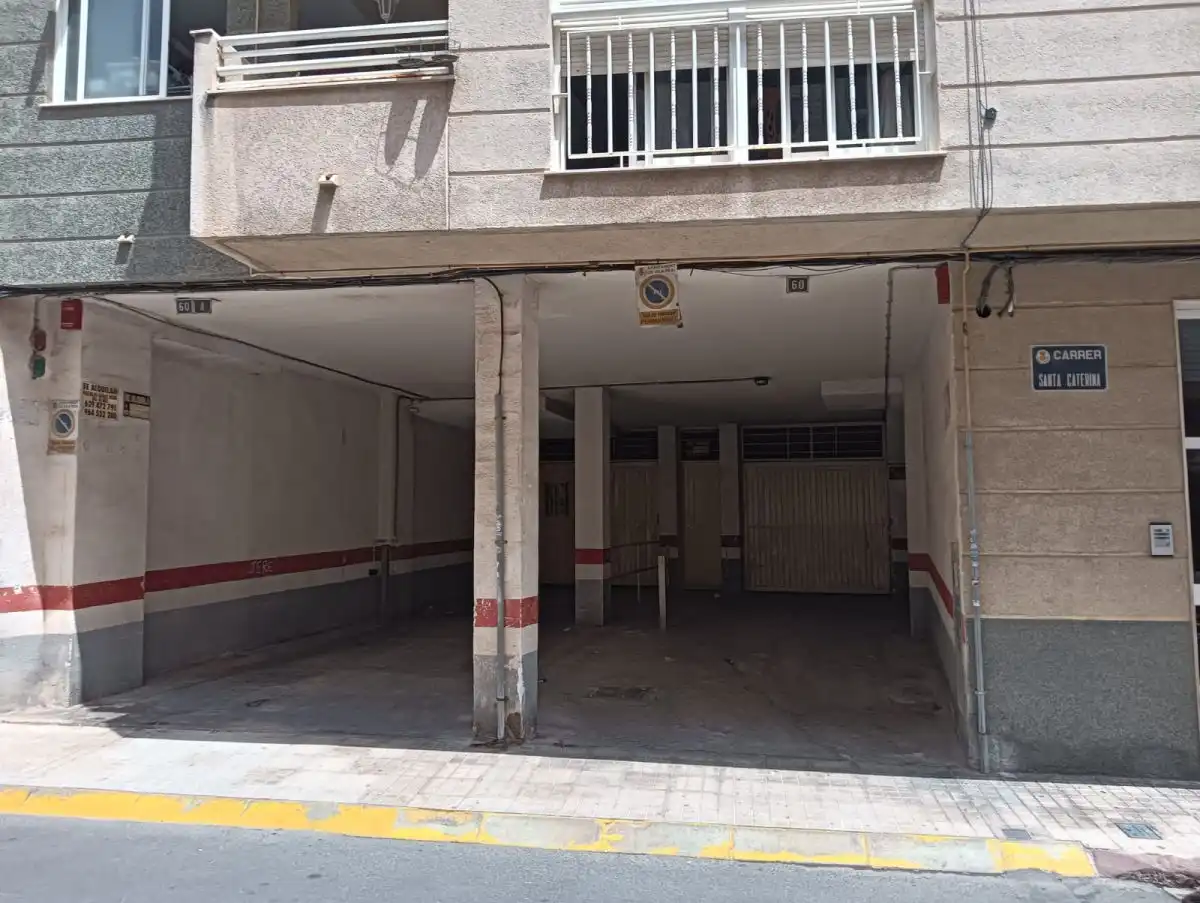 Parking for sale in Santa Caterina 60, imagen 2