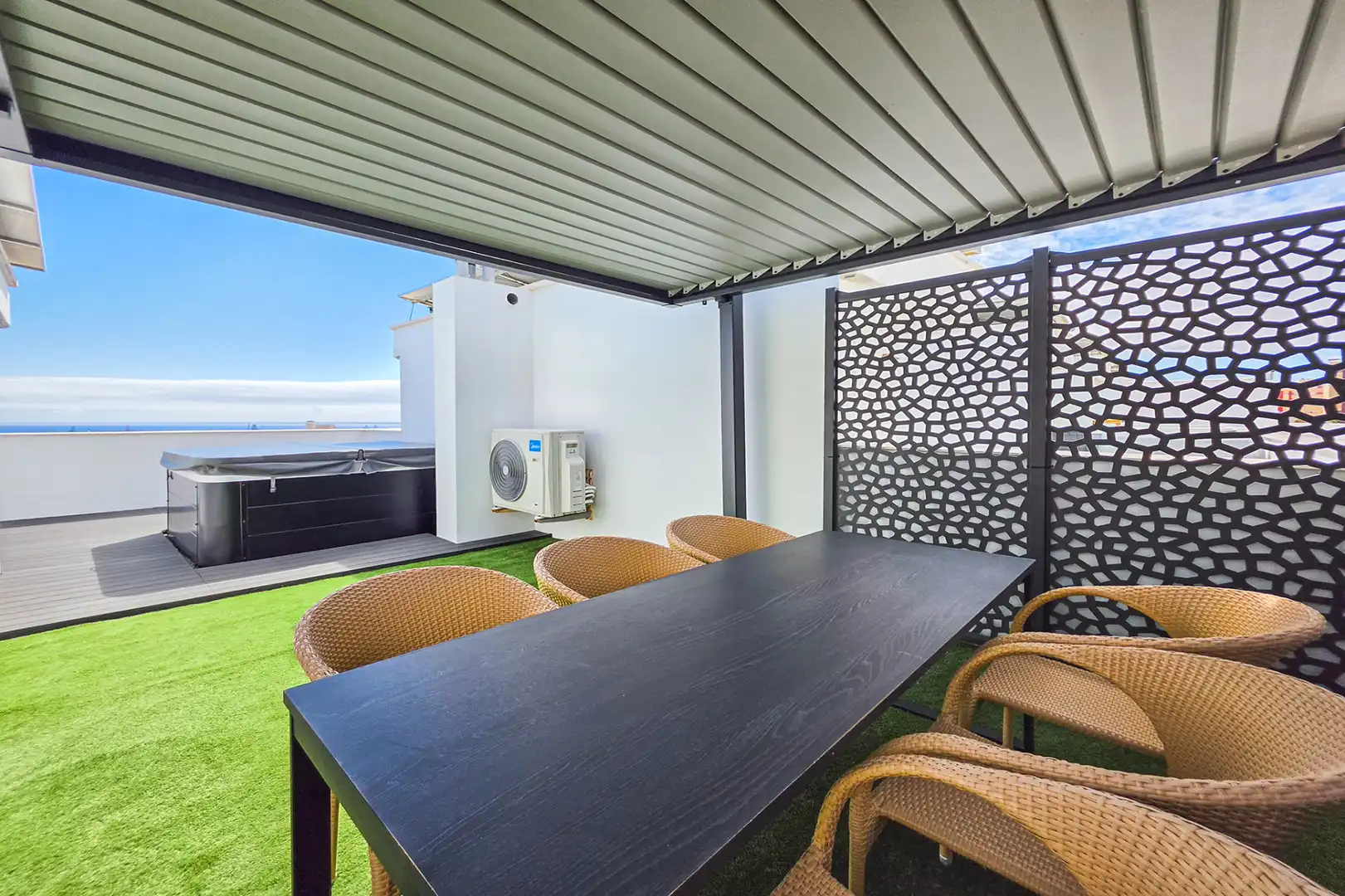 Terrace of Detached homes for sale in Las Palmas de Gran Canaria  with Air Conditioner, Terrace and Storage room