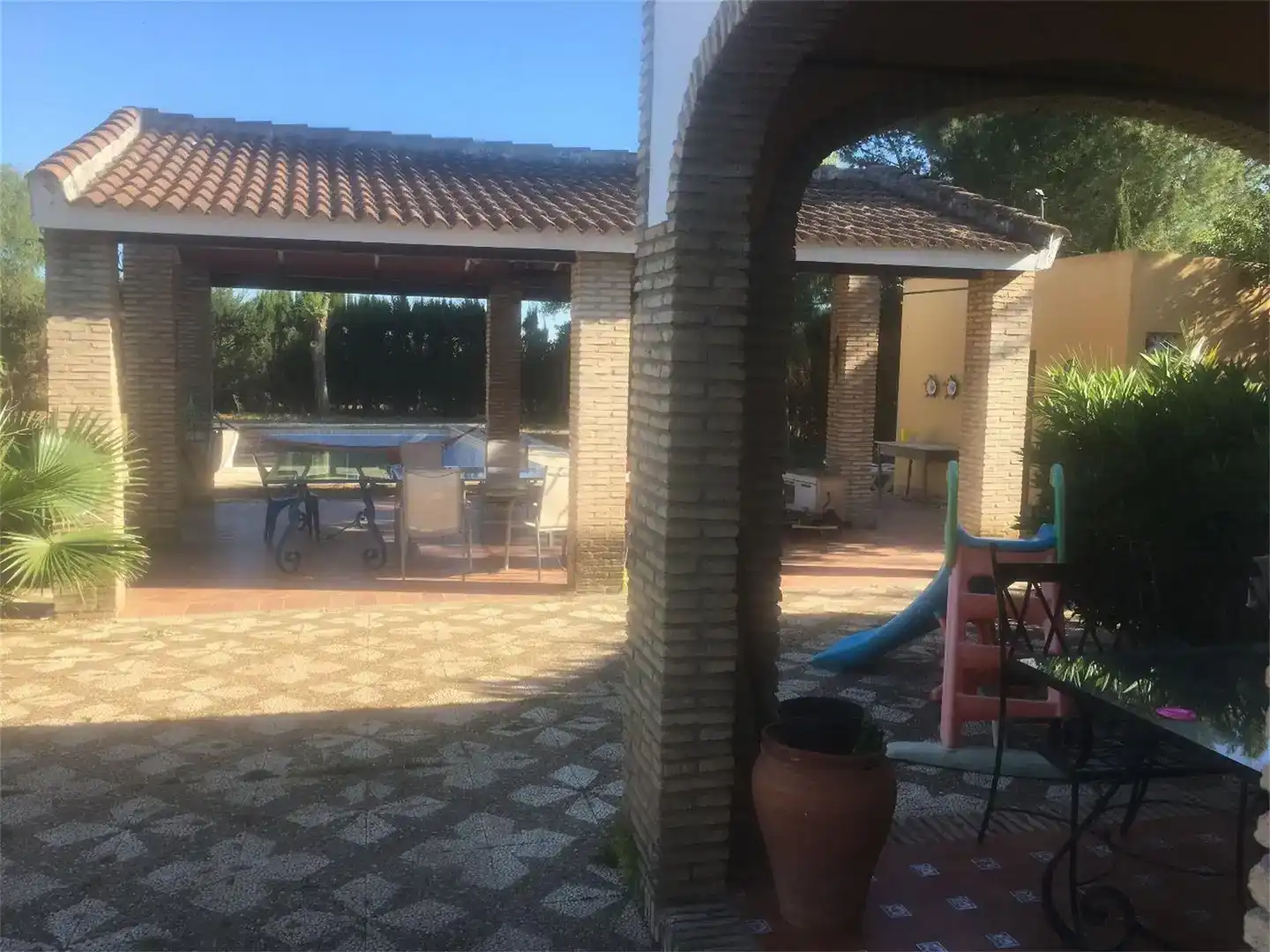 Jardín de Piso en venta en Carmona con Aire acondicionado, Jardín privado y Piscina