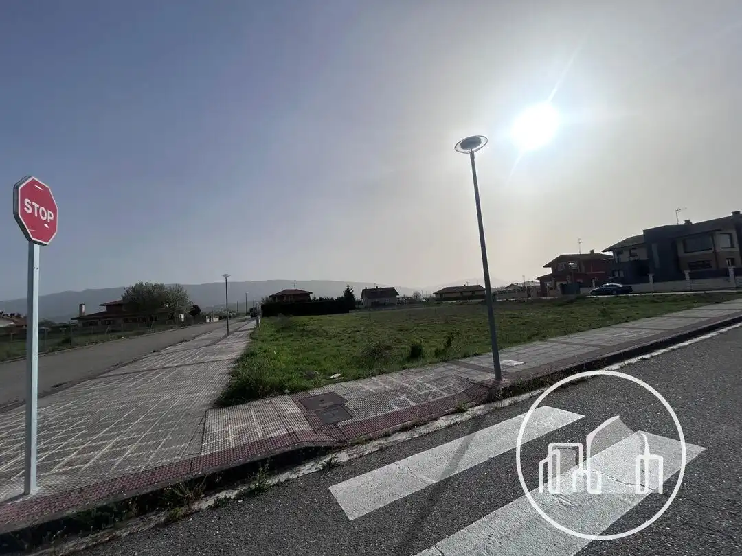 Residential land for sale in Medina de Pomar