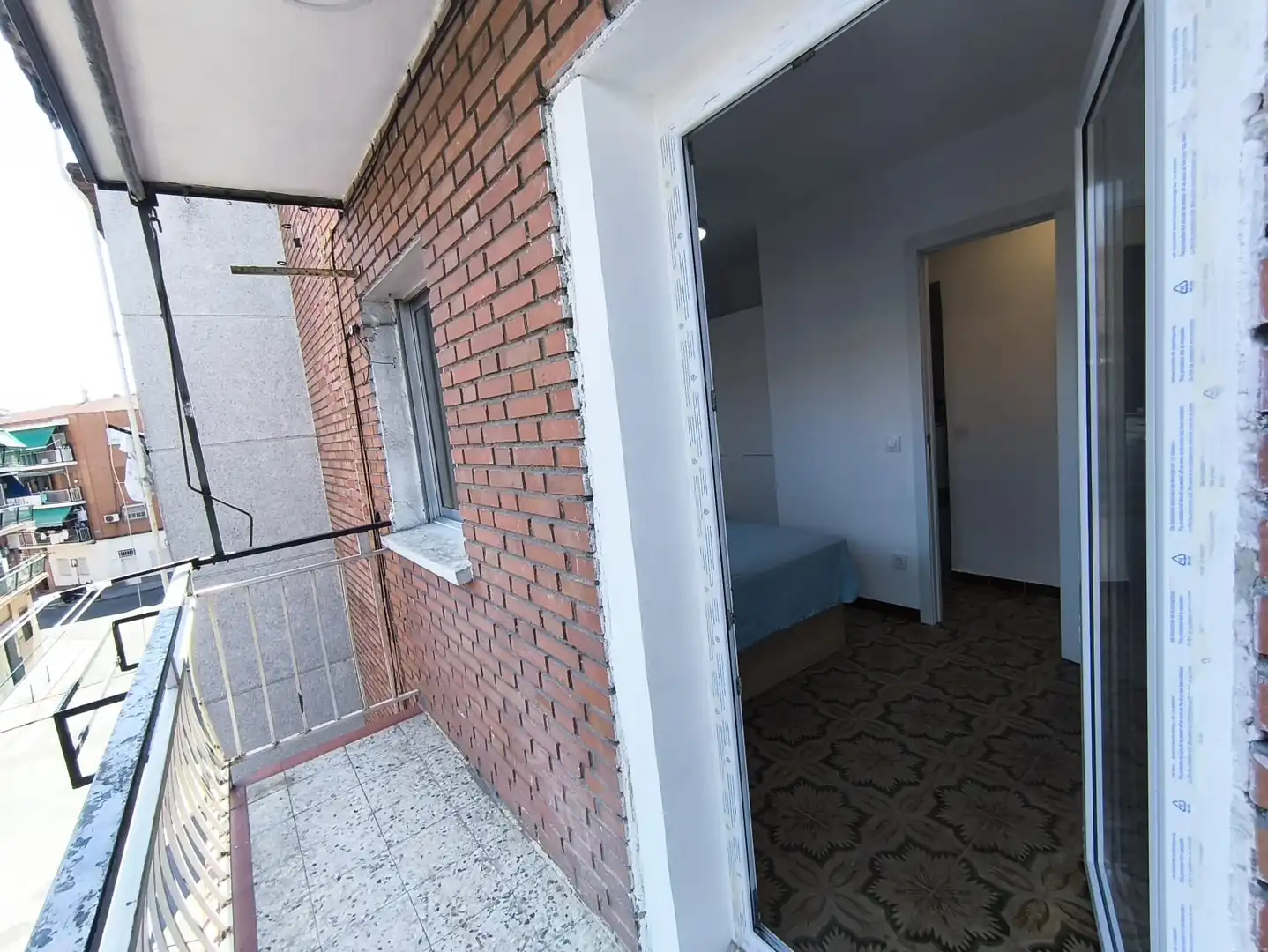 Terraza de Piso para compartir en Madrid con Calefacción, Terraza y Amueblado
