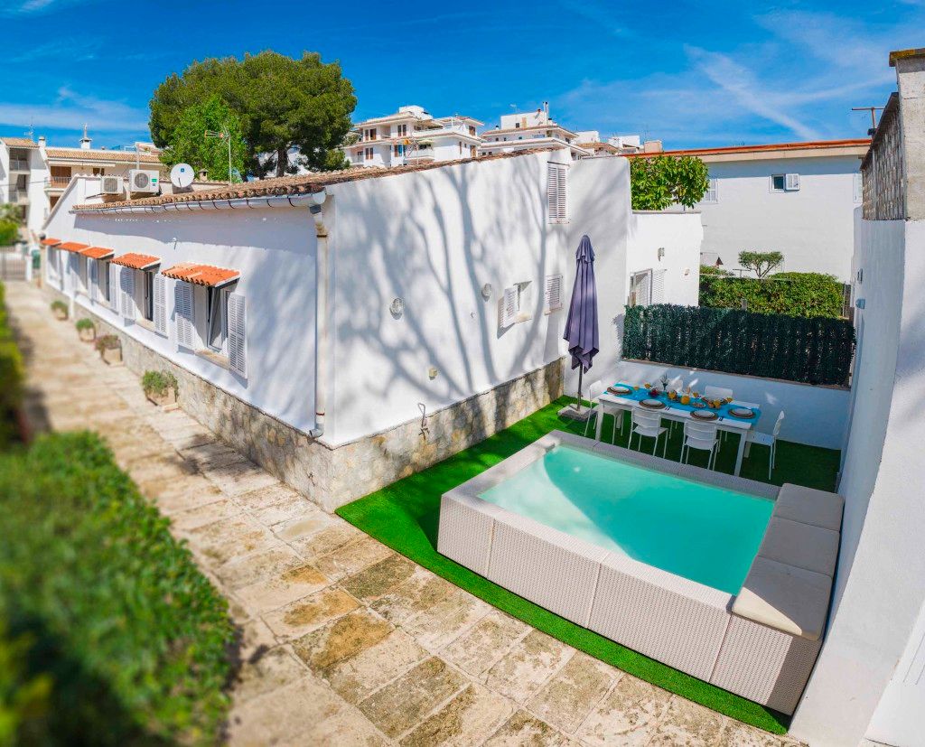 Garden of House or chalet for sale in Alcúdia  with Air Conditioner, Private garden and Swimming Pool