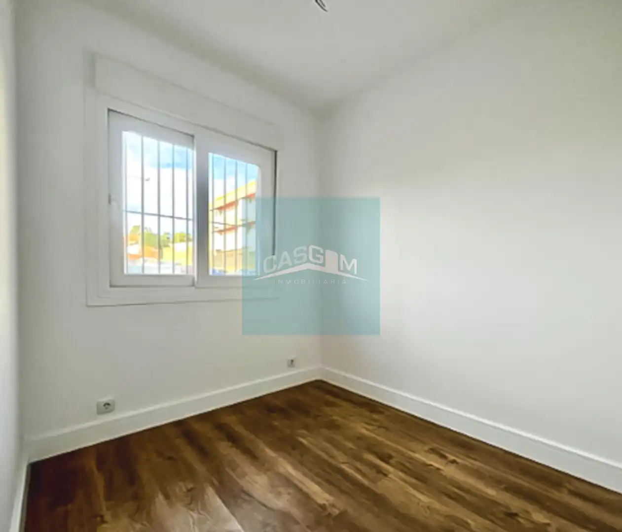 Schlafzimmer von Wohnung zum Verkauf in Huelva mit Klimaanlage, Parkett und Möbliert