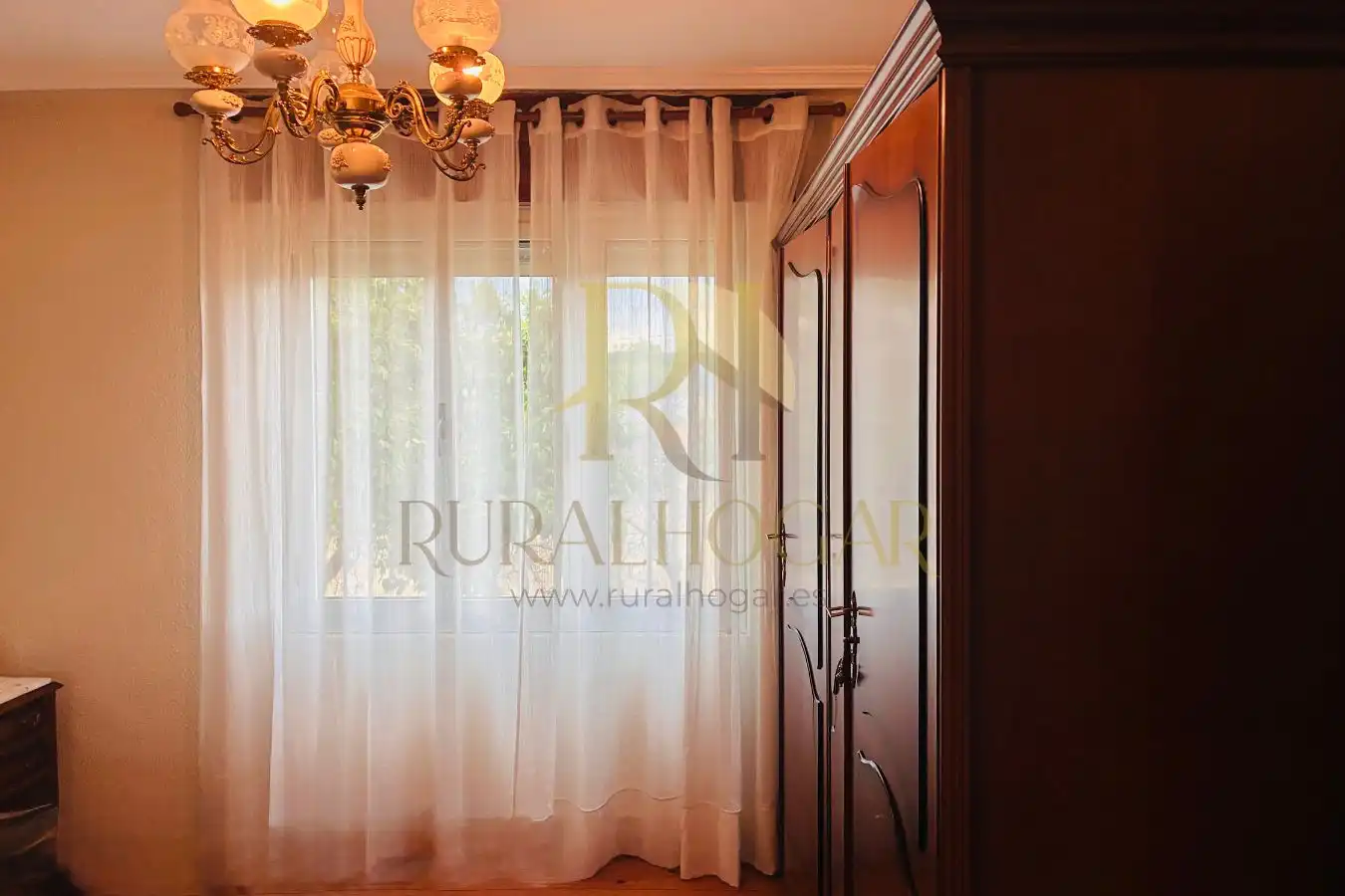 Habitación de Casa o chalet en venta en Cuadros con Calefacción y Jardín privado
