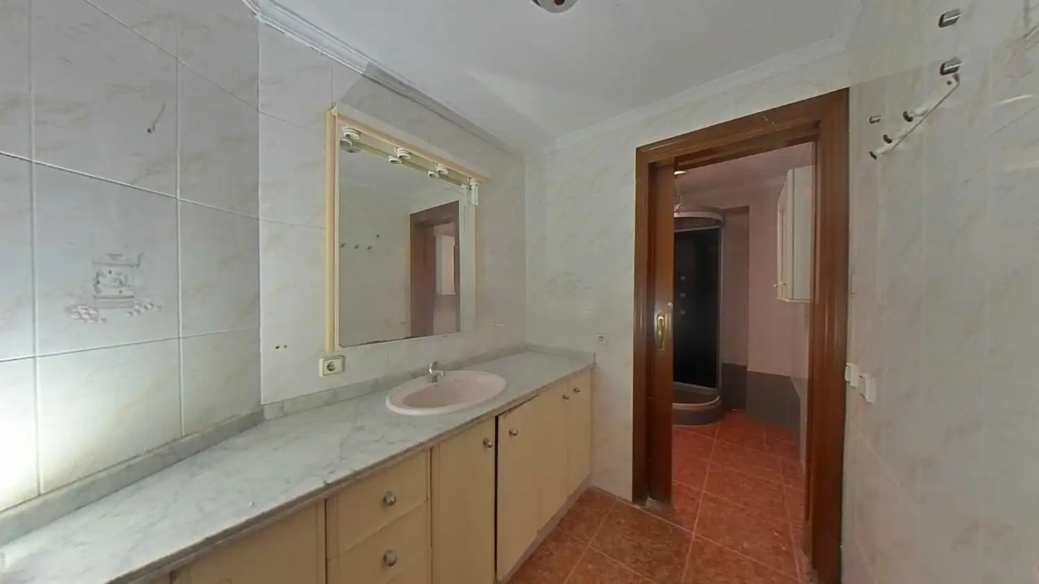 Bathroom of Detached homes for sale in Morón de la Frontera