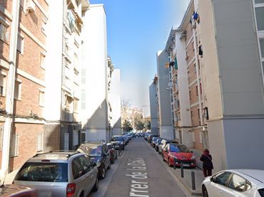 Flat for sale in Carrer de la Dàlia