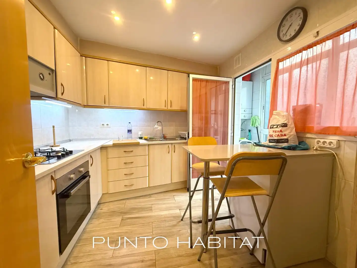 Kitchen of Flat for rent in Barcelona  with Air Conditioner, Heating and Parquet flooring