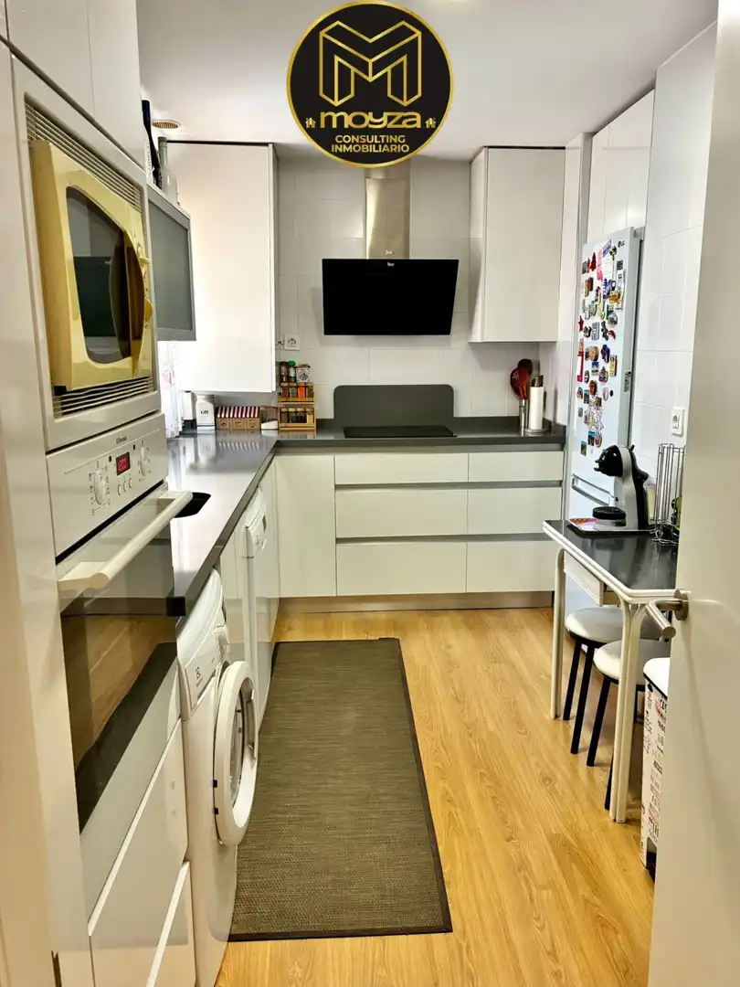 Flat with lift for sale in Renfe - Bulevar 1ª y 2ª Fase, imagen 4