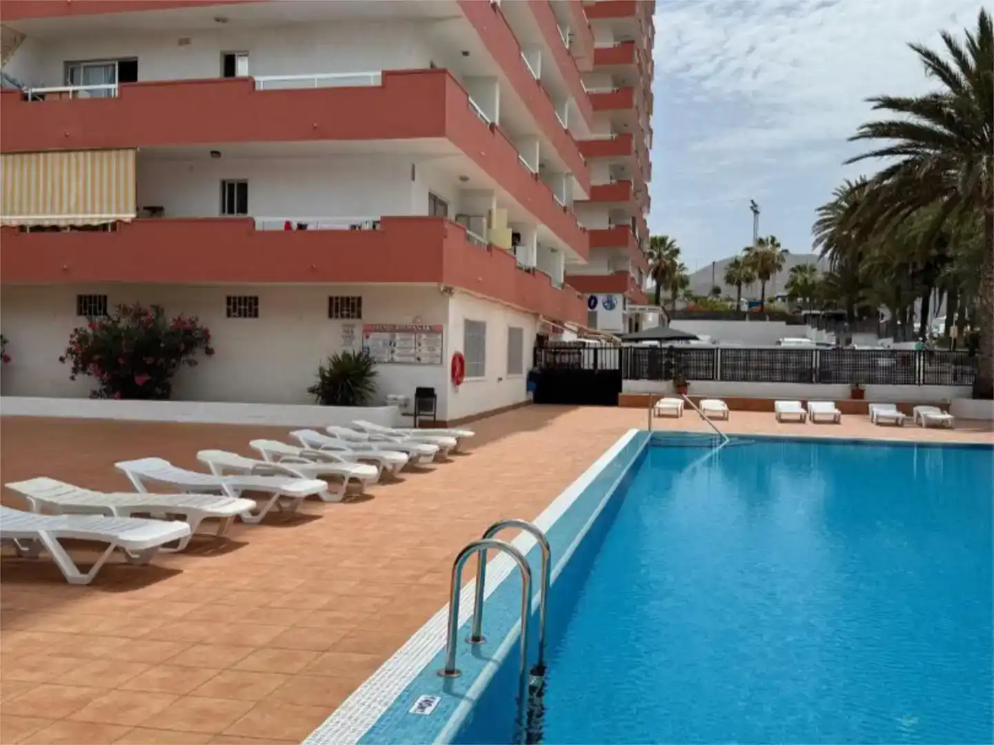 Piscina de Pis de lloguer en Arona amb Piscina i Moblat