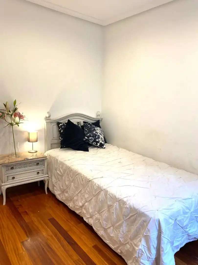 Habitación de Piso de alquiler en Madrid con Aire acondicionado, Calefacción y Balcón