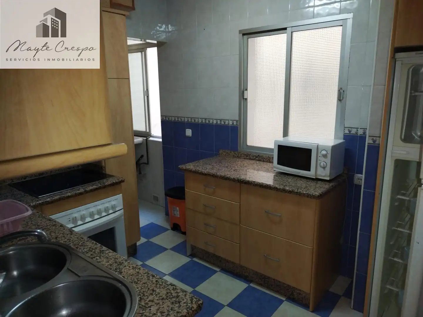 Kitchen of Flat for rent in Granada  with Furnished and Balcony