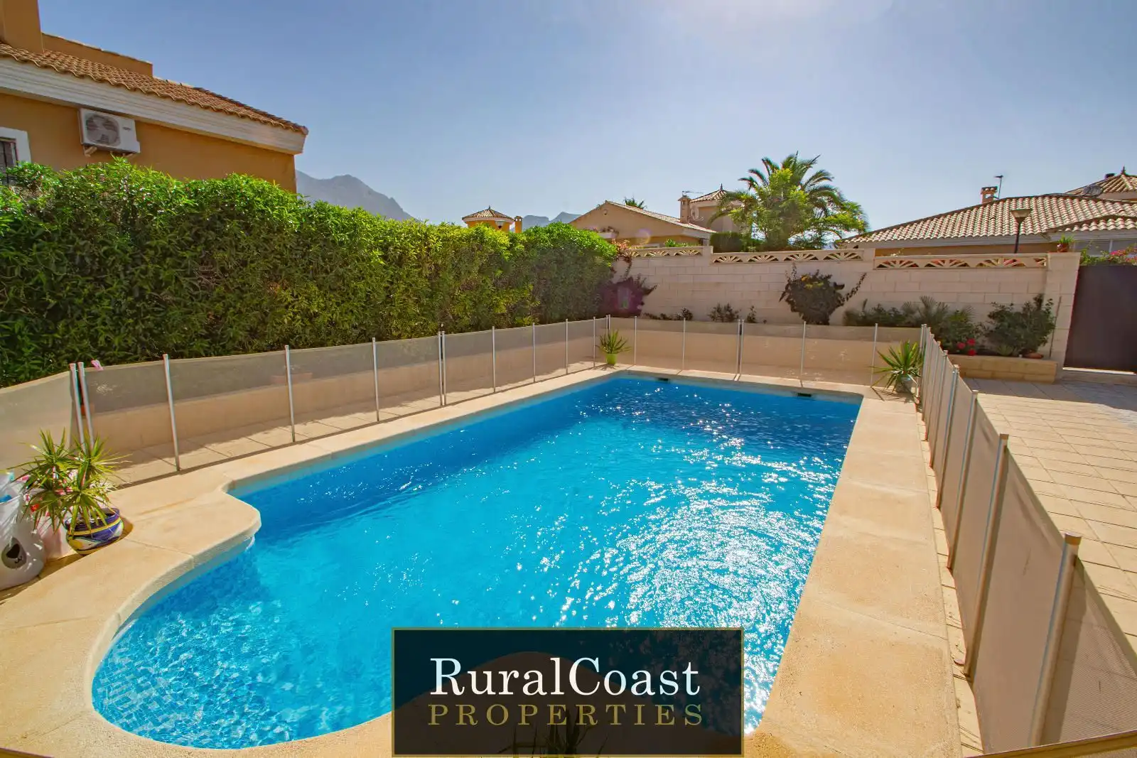 Vista exterior de Casa o chalet en venta en Busot con Calefacción, Terraza y Trastero