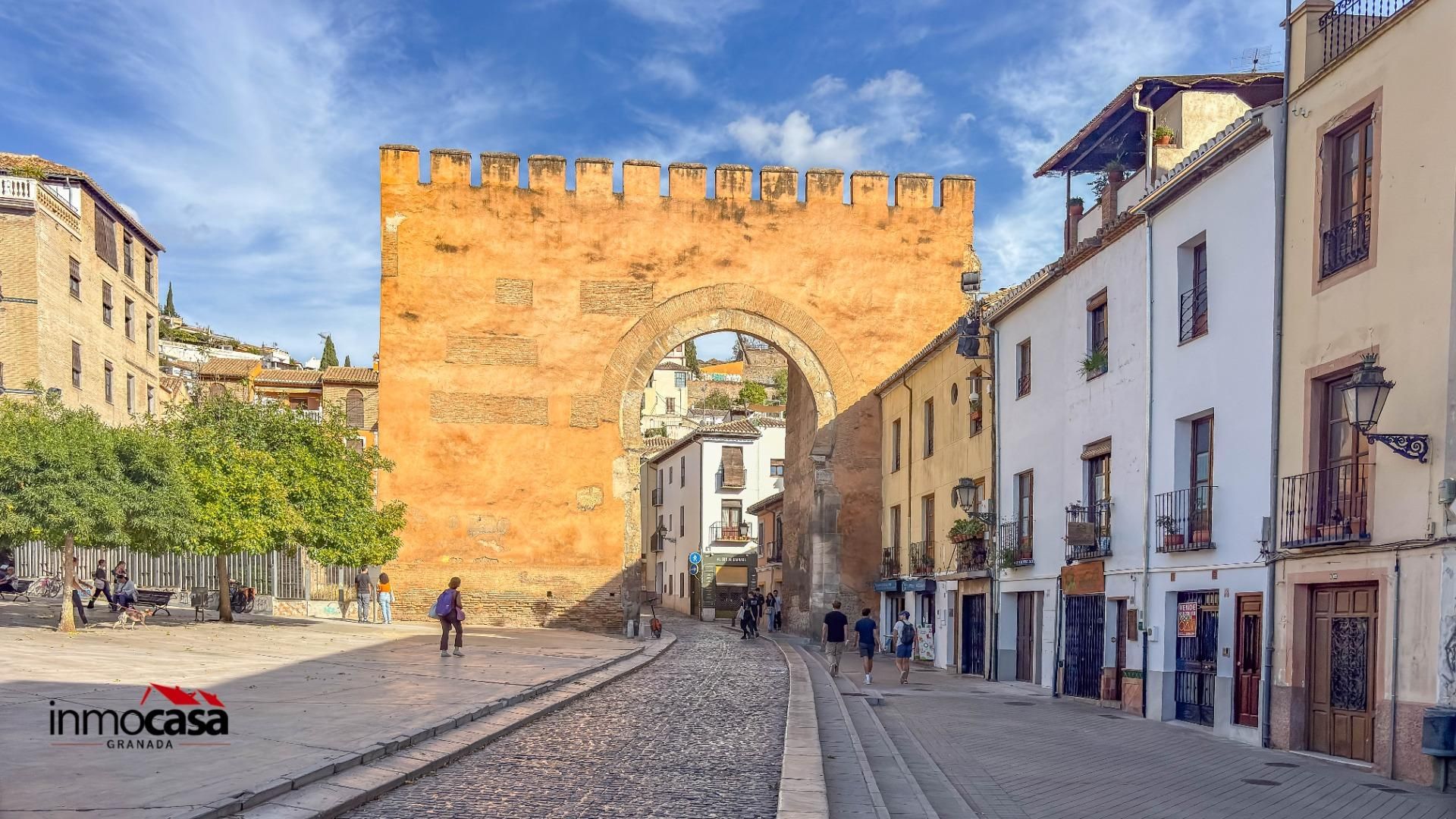Vista exterior de Pis en venda en  Granada Capital amb Balcó