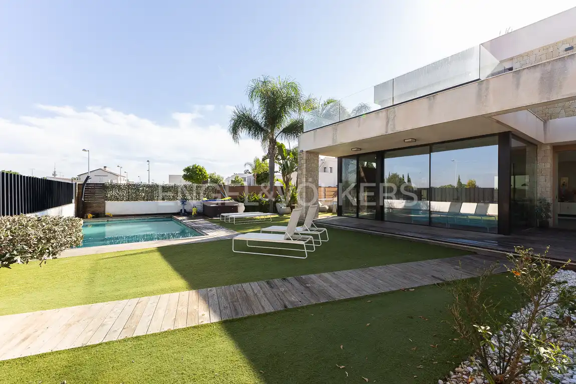 Terraza de Casa o chalet de alquiler en Albal, Valencia