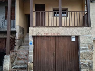 Adossat en venda a San Cibrao das Viñas