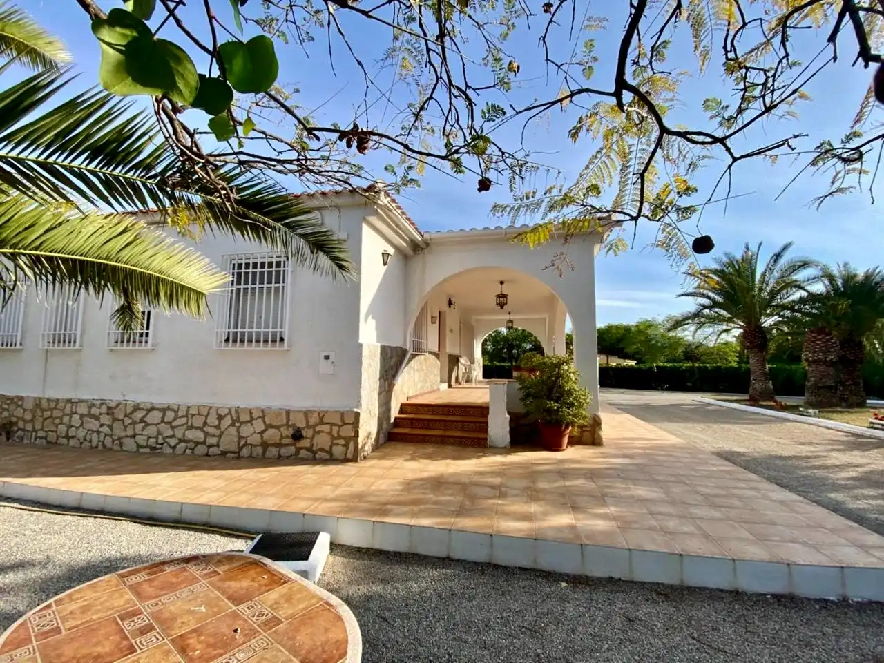Vista exterior de Casa o chalet en venta en Elda con Aire acondicionado, Jardín privado y Terraza