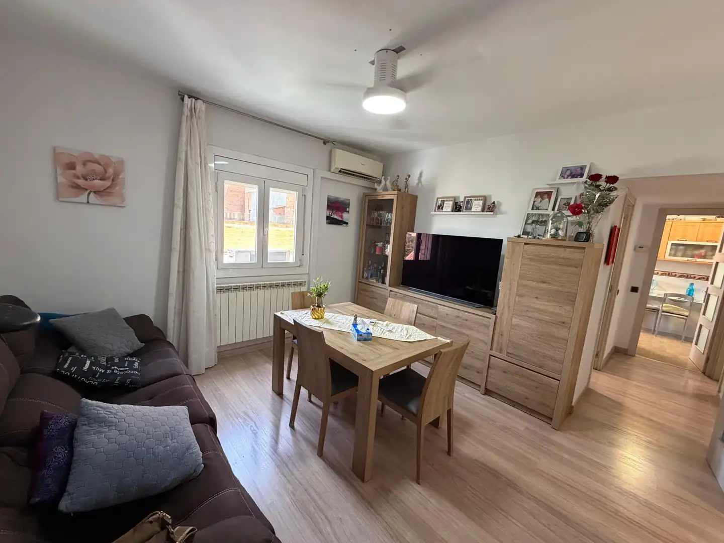 Sala d'estar de Pis en venda en Lleida amb Calefacció, Parquet i Forn