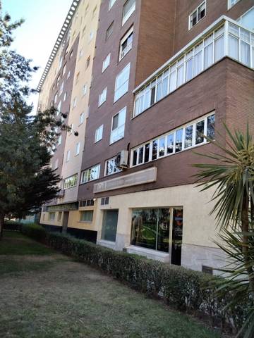 Local comercial en Alquiler en Calle Luis Álvarez Lencero en Pedanías de Badajoz