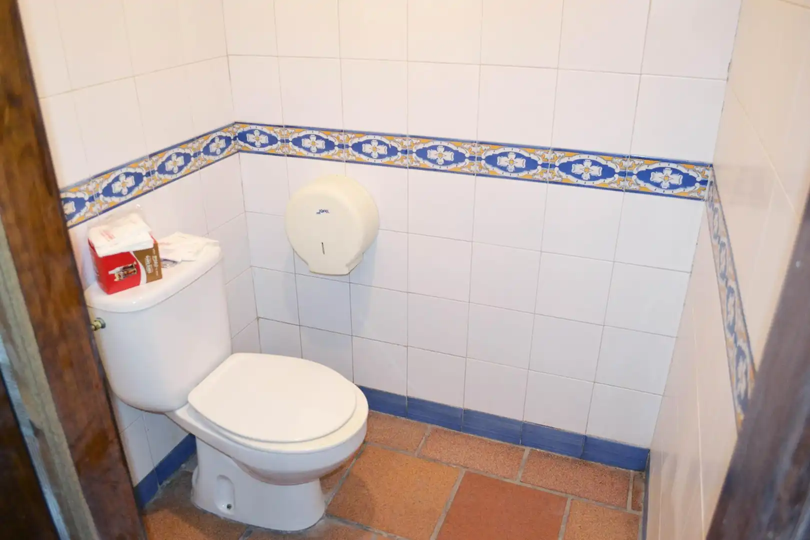 Baño de Local de alquiler en Algeciras con Aire acondicionado y Amueblado