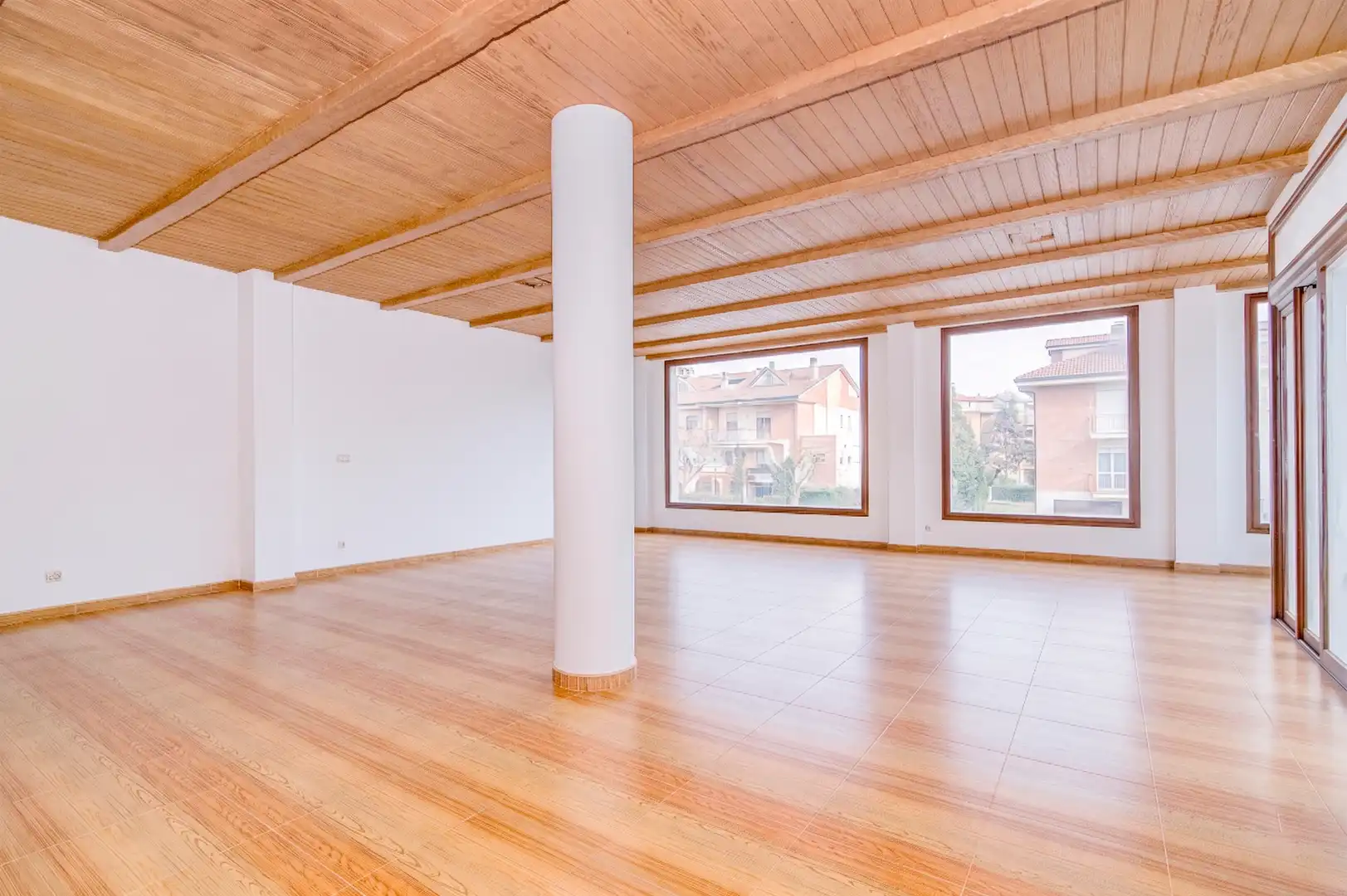 Inmuebles singulares con ascensor en venta en Calle Almenillas 2, imagen 3