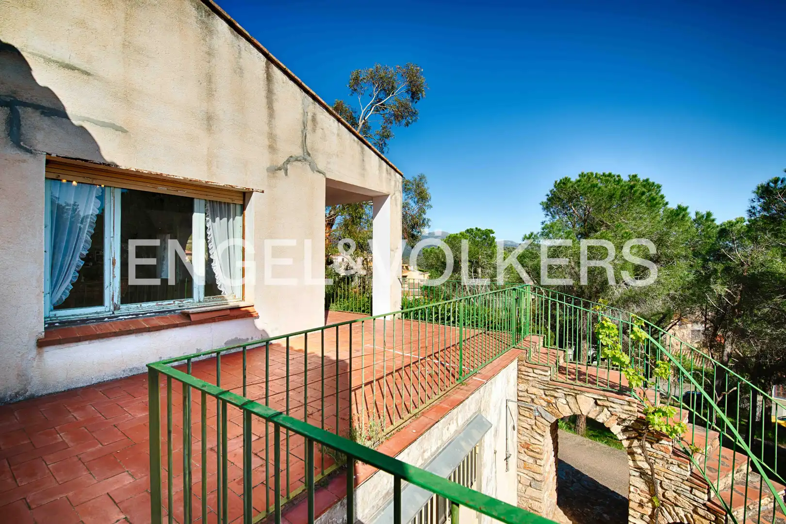 Terrasse von Country house zum Verkauf in Rabós mit Heizung, Privatgarten und Terrasse