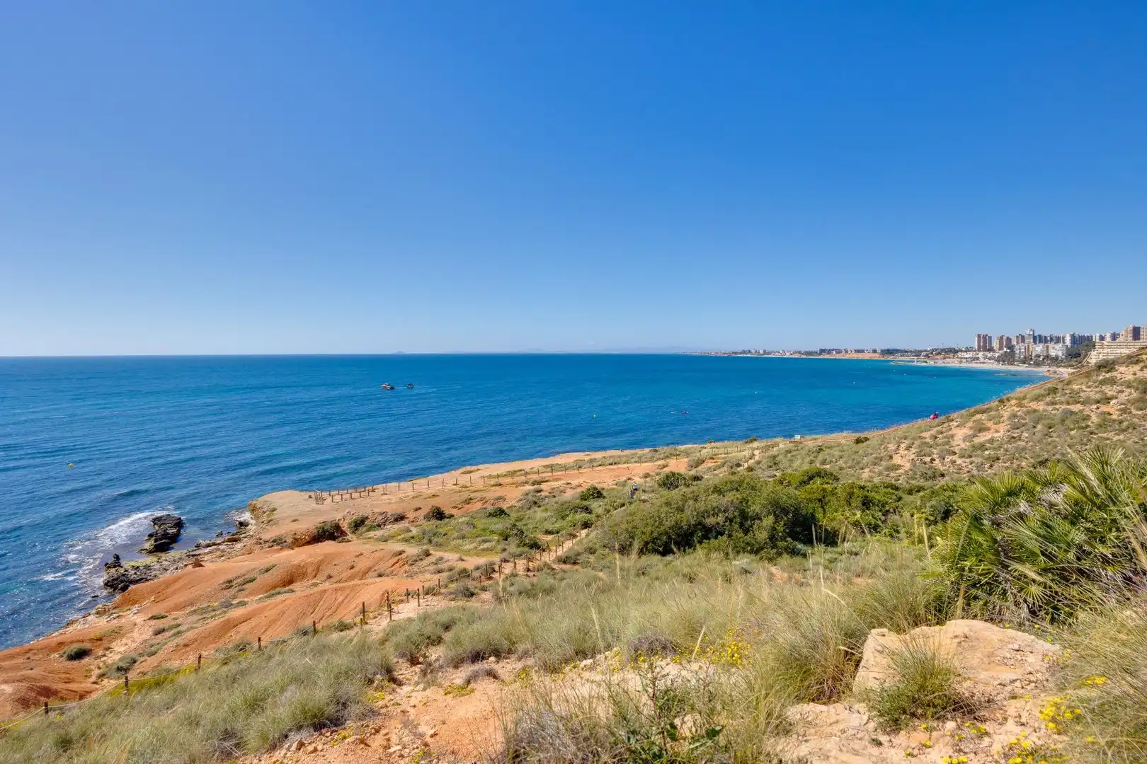 Piso en venta en Orihuela con Aire acondicionado, Amueblado y Piscina comunitaria