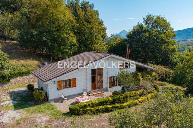 Casa-chalet en Venta en Mutiloa