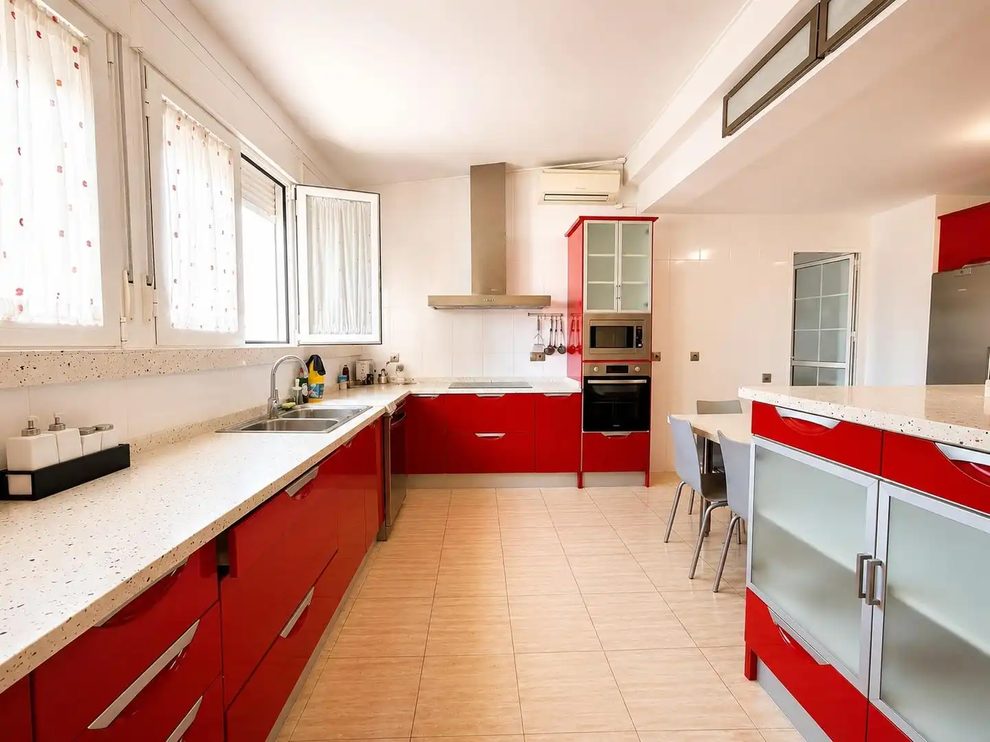 Cocina de Ático de alquiler en Almería con Aire acondicionado, Terraza y Amueblado