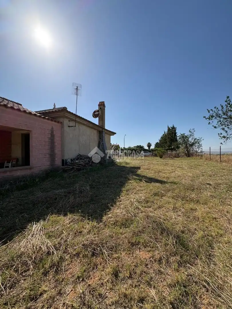 Casa o xalet en venda en La Rinconada amb Jardí privat