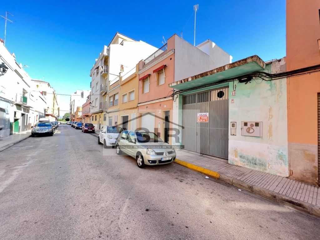 Exterior view of House or chalet for sale in Alzira