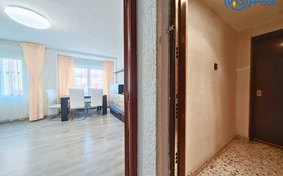 Exterior view of Flat for sale in  Zaragoza Capital  with Air Conditioner, Terrace and Balcony