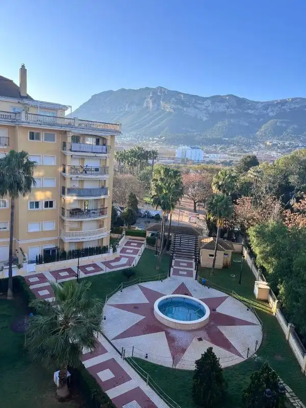 Vista exterior de Pis de lloguer en Dénia amb Aire condicionat, Calefacció i Terrassa