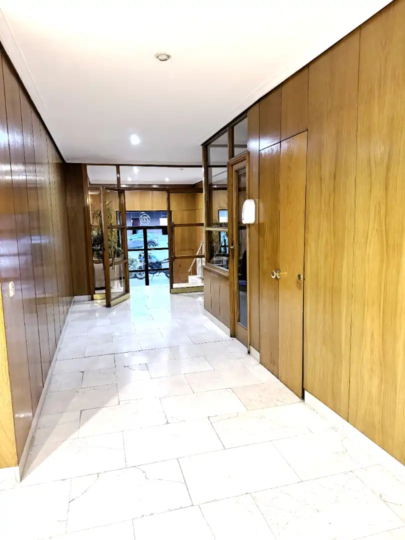 Flat for sale in Madrid  with Air Conditioner and Heating