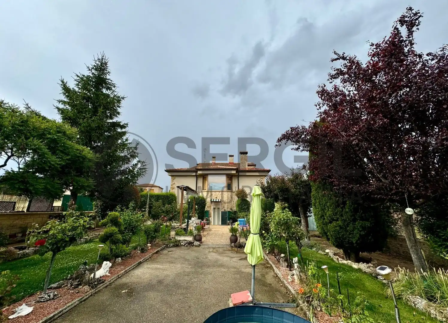 Jardín de Casa o chalet en venta en Prádena con Calefacción y Jardín privado
