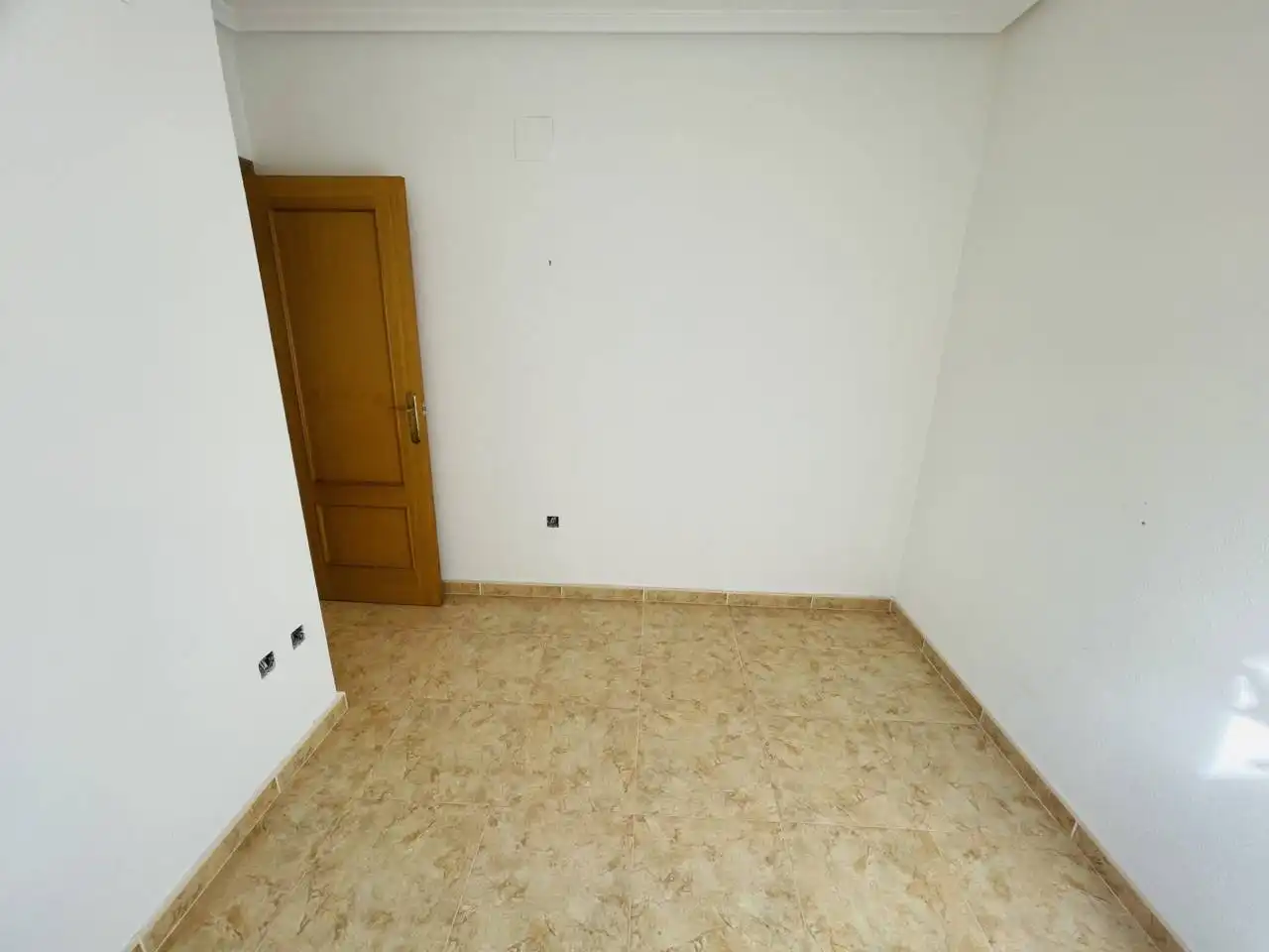 Flat for sale in Torrevieja  with Balcony and Community pool