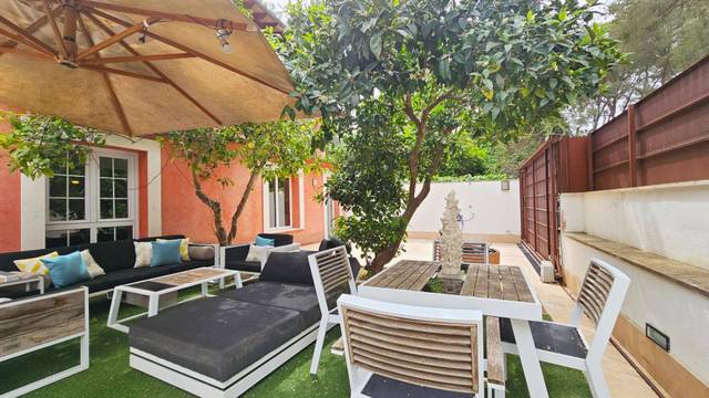 Planta baja en Venta en Avenida AMERICA en Portals Nous